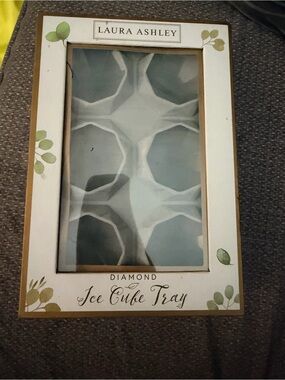Laura Ashley White and Gold Diamond Ice Cube Tray